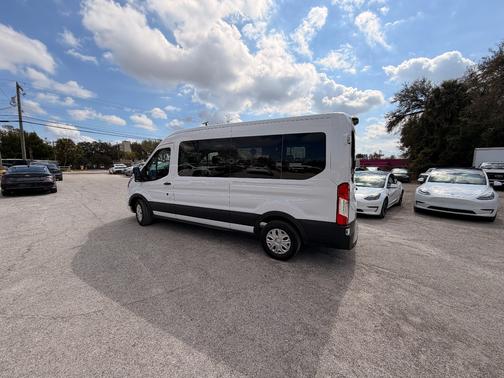 2025 Ford Transit-350 XLT