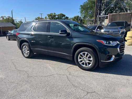 2021 Chevrolet Traverse LT Leather