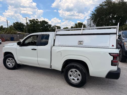 WHITE 2025 Nissan Frontier S