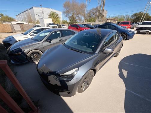 2023 Tesla Model 3 Base