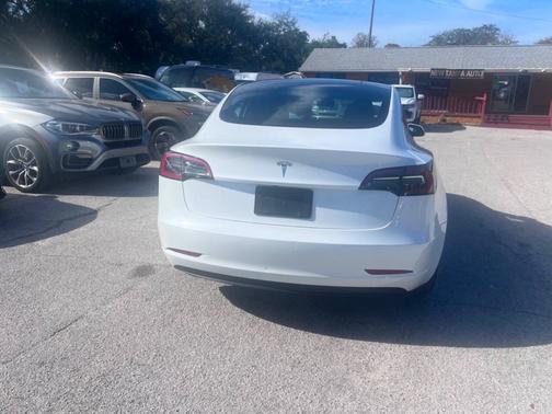 WHITE 2023 Tesla Model 3 Base