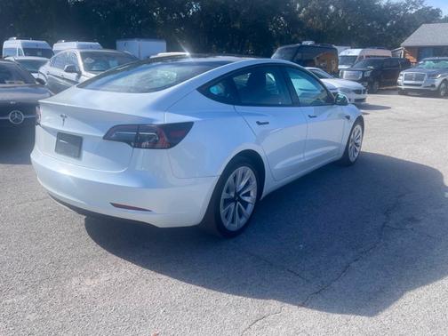 WHITE 2023 Tesla Model 3 Base