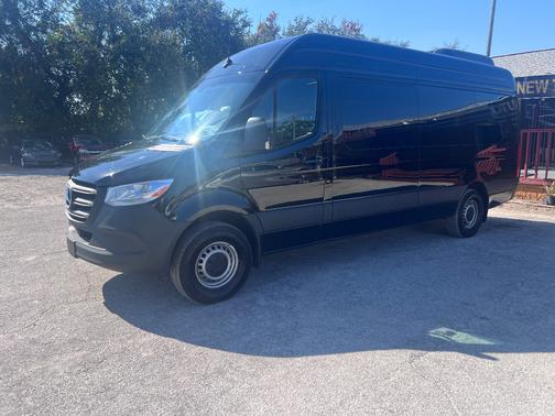 2025 Mercedes-Benz Sprinter 2500 High Roof