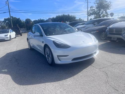 2023 Tesla Model 3 Base