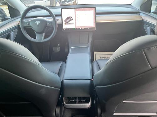 2023 Tesla Model Y RWD