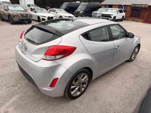2016 Hyundai Veloster Base