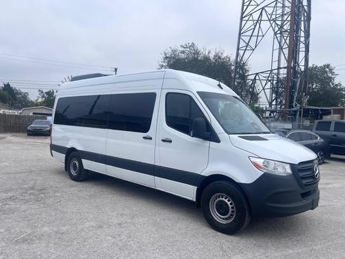 2025 Mercedes-Benz Sprinter 2500 High Roof
