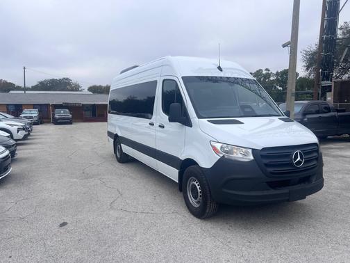 2025 Mercedes-Benz Sprinter 2500 High Roof