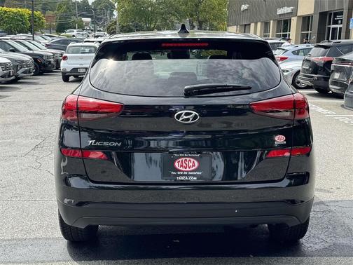 2021 Hyundai TUCSON SE
