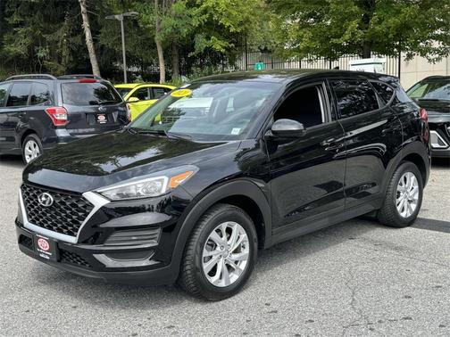 2021 Hyundai TUCSON SE
