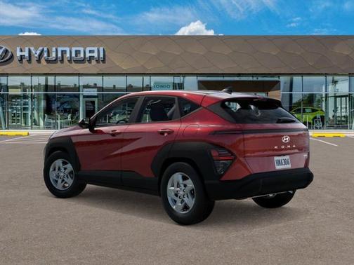 2025 Hyundai KONA SE