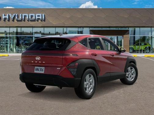 2025 Hyundai KONA SE