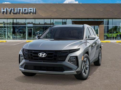 Shimmering Silver 2026 Hyundai TUCSON SEL Premium