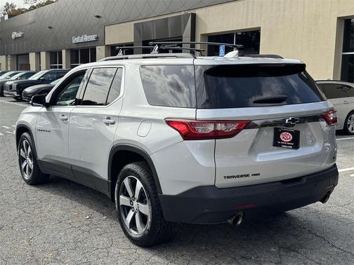 2021 Chevrolet Traverse LT Leather