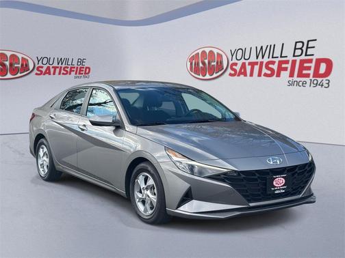 2021 Hyundai ELANTRA SE