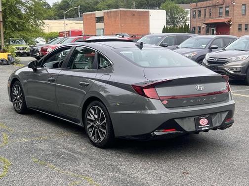 2022 Hyundai SONATA Limited