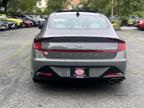 2022 Hyundai SONATA Limited