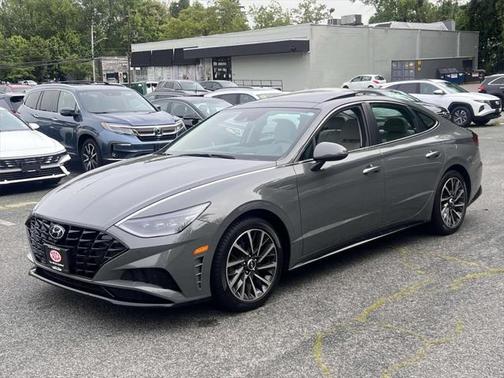 2022 Hyundai SONATA Limited