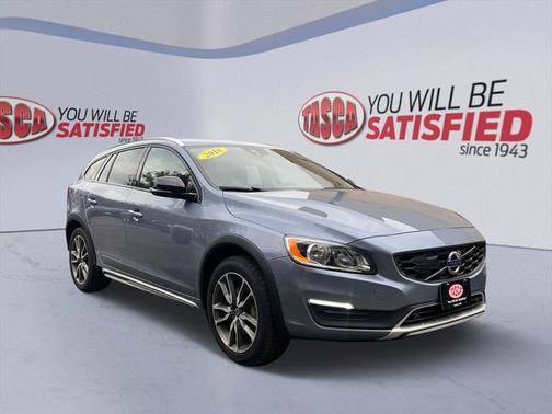 2018 Volvo V60 Cross Country T5