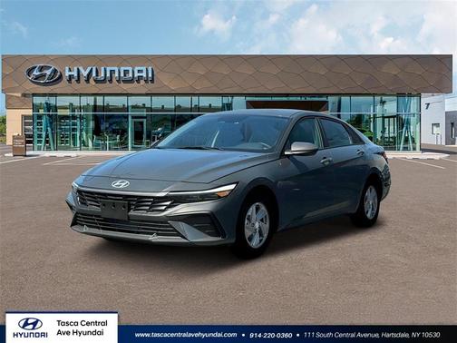2025 Hyundai ELANTRA SE