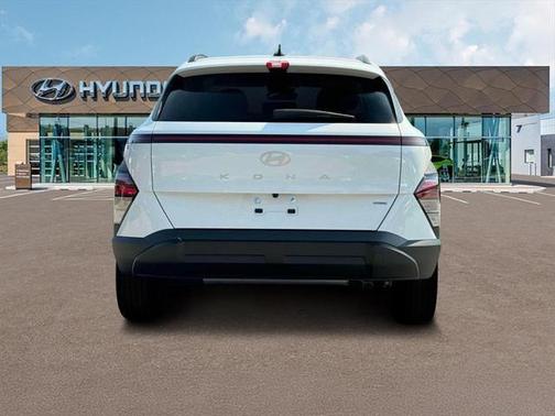 2025 Hyundai KONA SEL Convenience
