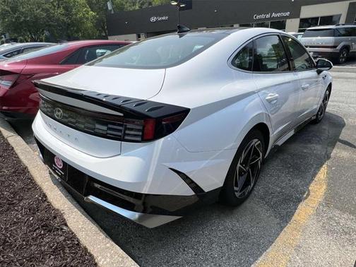 2024 Hyundai SONATA SEL
