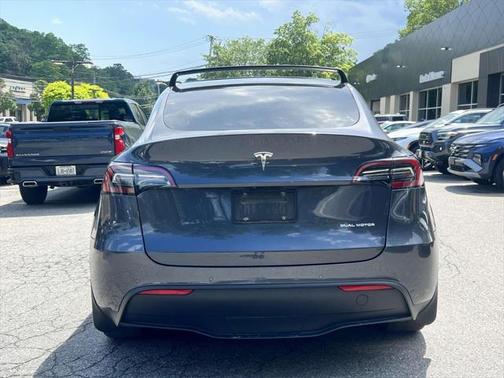 2021 Tesla Model Y Long Range Dual Motor All-Wheel Drive