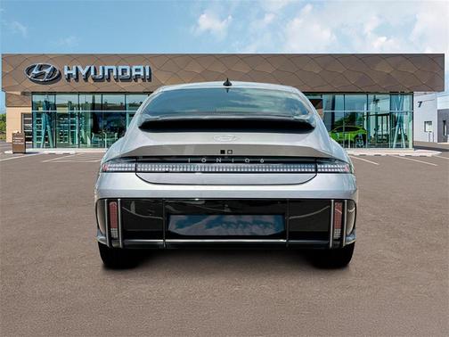 2025 Hyundai IONIQ 6 Limited