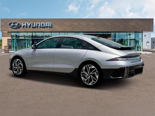 2025 Hyundai IONIQ 6 Limited