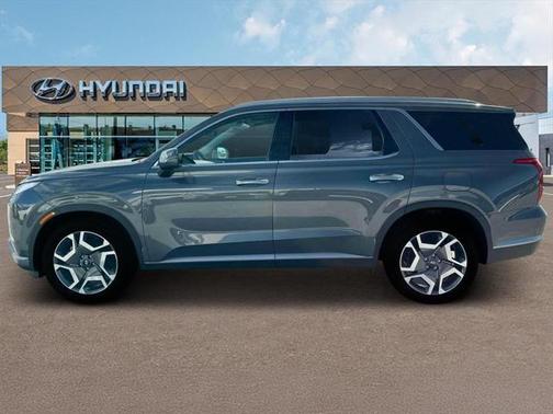 2025 Hyundai PALISADE SEL Premium