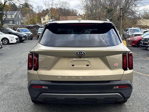 2021 Kia Sorento S