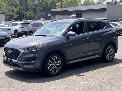 2019 Hyundai TUCSON SE