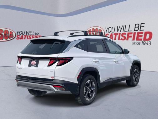 White Pearl 2026 Hyundai TUCSON SEL