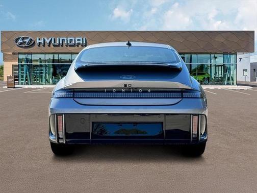 2025 Hyundai IONIQ 6 SEL