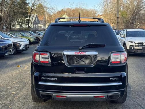 2016 GMC Acadia Denali