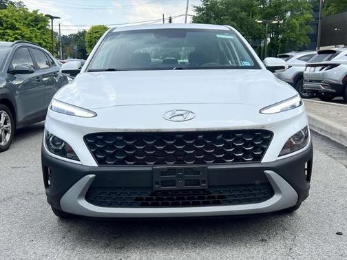 2023 Hyundai KONA SE