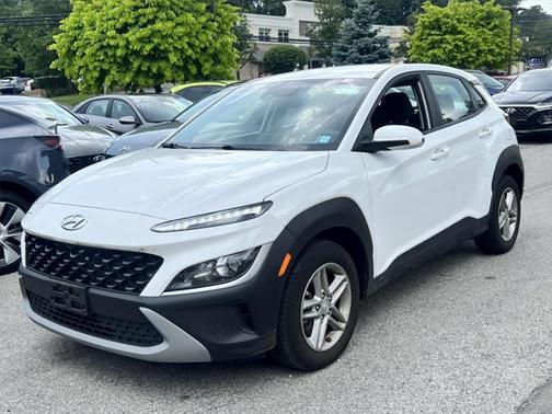2023 Hyundai KONA SE
