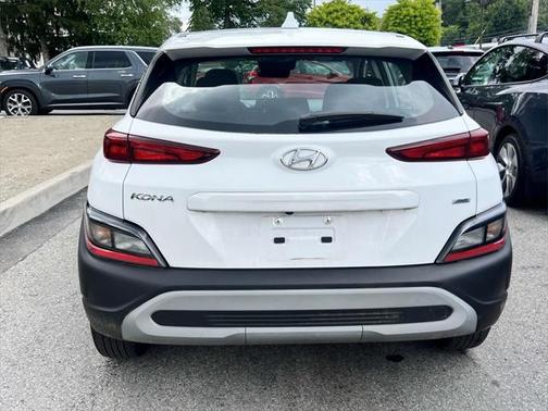 2023 Hyundai KONA SE