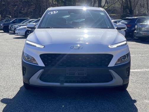 2022 Hyundai KONA SE