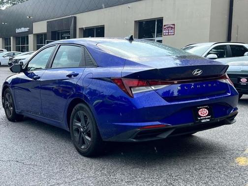2021 Hyundai ELANTRA SEL