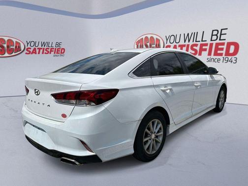 Quartz White Pearl 2019 Hyundai SONATA SE