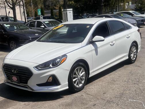 Quartz White Pearl 2019 Hyundai SONATA SE