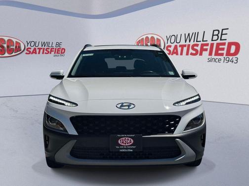 Lunar White 2023 Hyundai KONA SEL