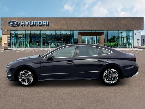 2026 Hyundai SONATA SEL