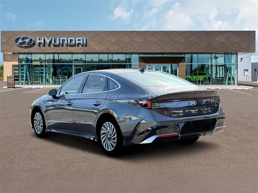 Portofino Gray 2026 Hyundai SONATA Hybrid SE