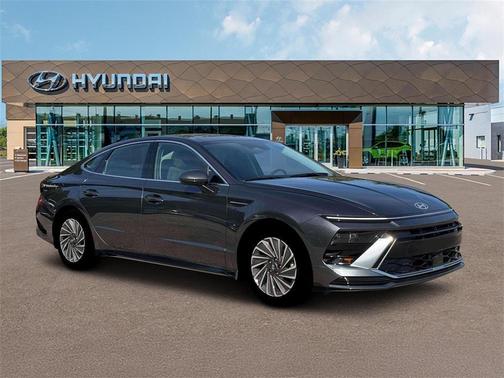 2026 Hyundai SONATA Hybrid SE