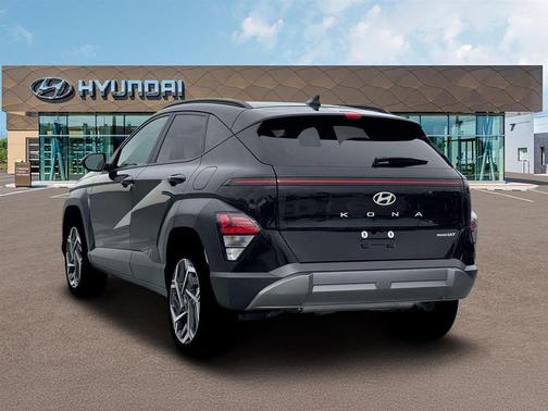 Abyss Black Pearl 2026 Hyundai KONA SEL Premium