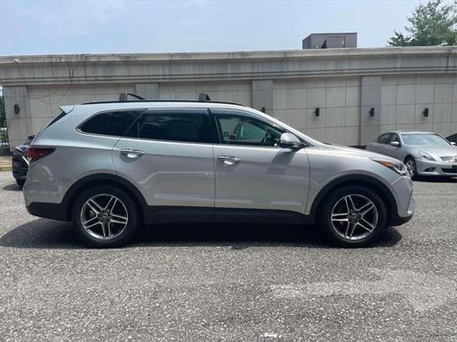 2018 Hyundai SANTA FE SE Ultimate