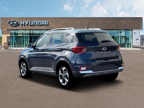Denim w/White Roof 2026 Hyundai VENUE SEL w/Two-Tone Roof