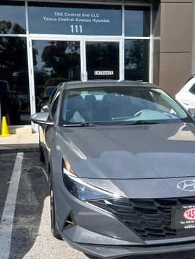 Ecotronic Gray 2023 Hyundai ELANTRA SEL